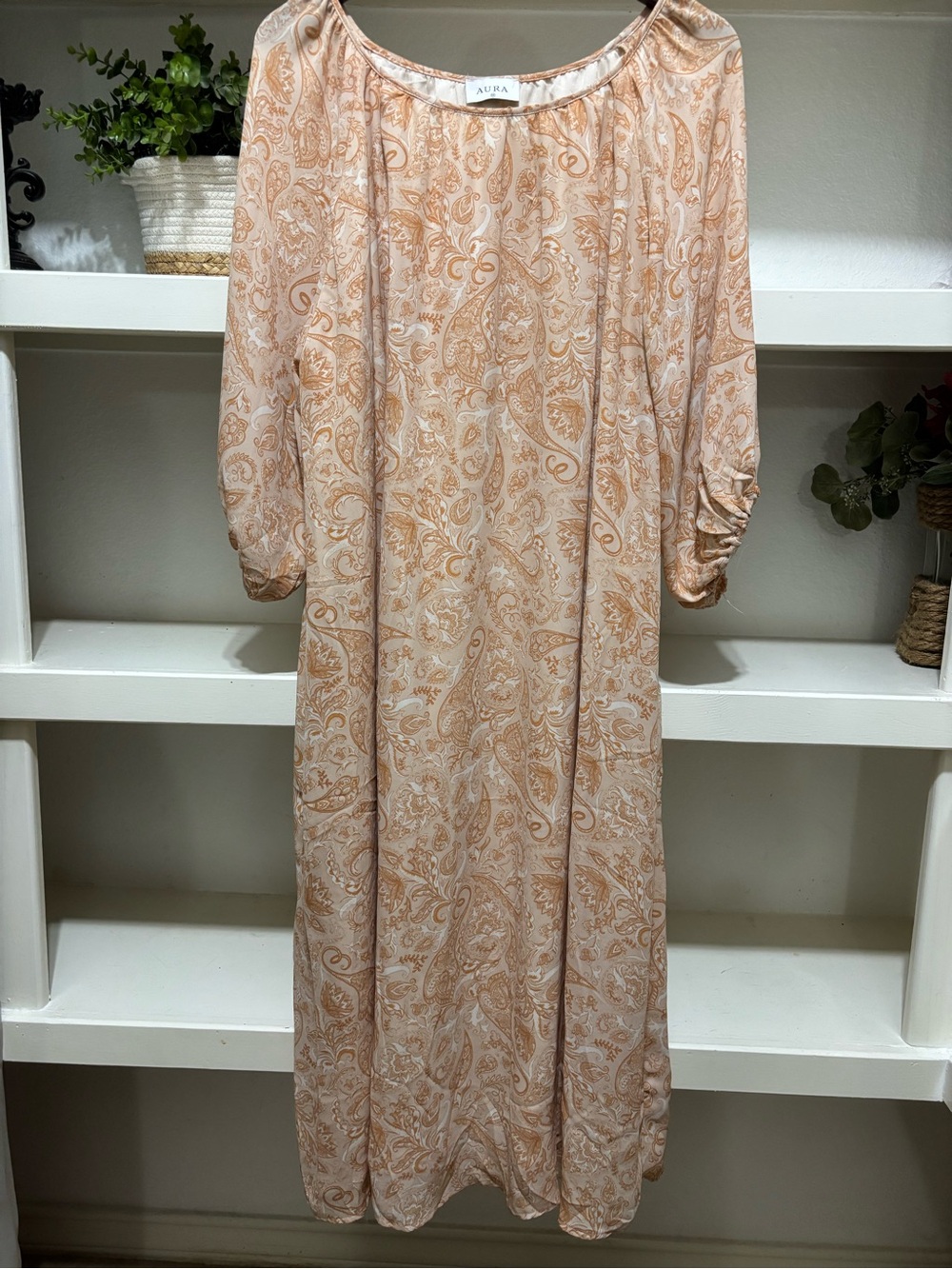 Alinen Paisley Midi Dress in Peach